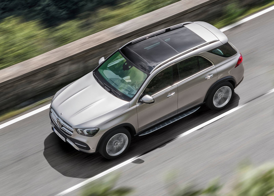 Mercedes-Benz GLE 2020 ra mắt gây sức ép cho Audi Q7 và BMW X5