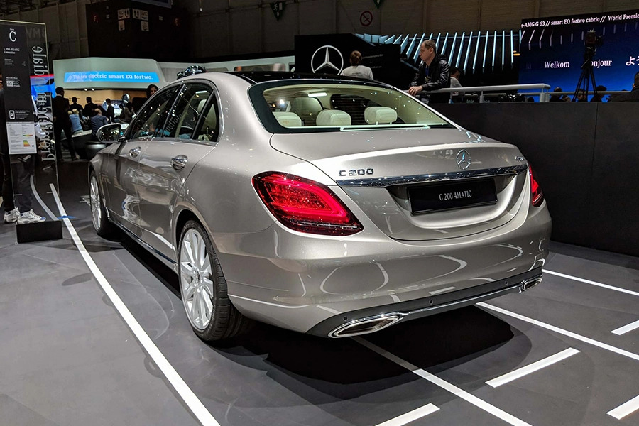 Mercedes-Benz C200 Exclusive 2019 - Hình 8